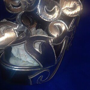 Silver Rose Bud open toe sandals